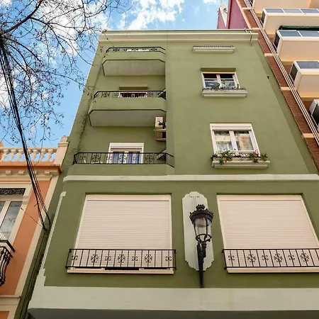 Confortable * La Marina De Apartment