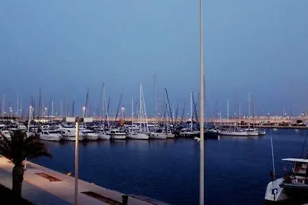 דירה Confortable * La Marina De *