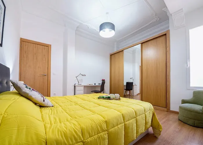 Confortable * La Marina De Apartment *